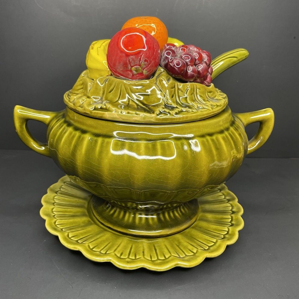 Vintage California Pottery Fruit Bowl Lid Green Soup Tureen 663 USA w/ Ladle